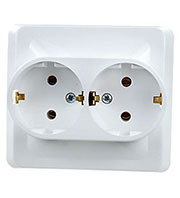 РС16-007B, розетка двойная с заземлением 16А белая