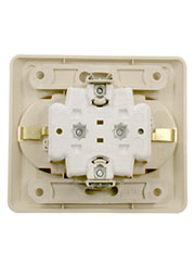 РС16-008K, розетка двойная с заземлением защитные шторки 16А  кремовая