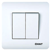 715382, 2-клавишный проходной выключатель 10А 250В